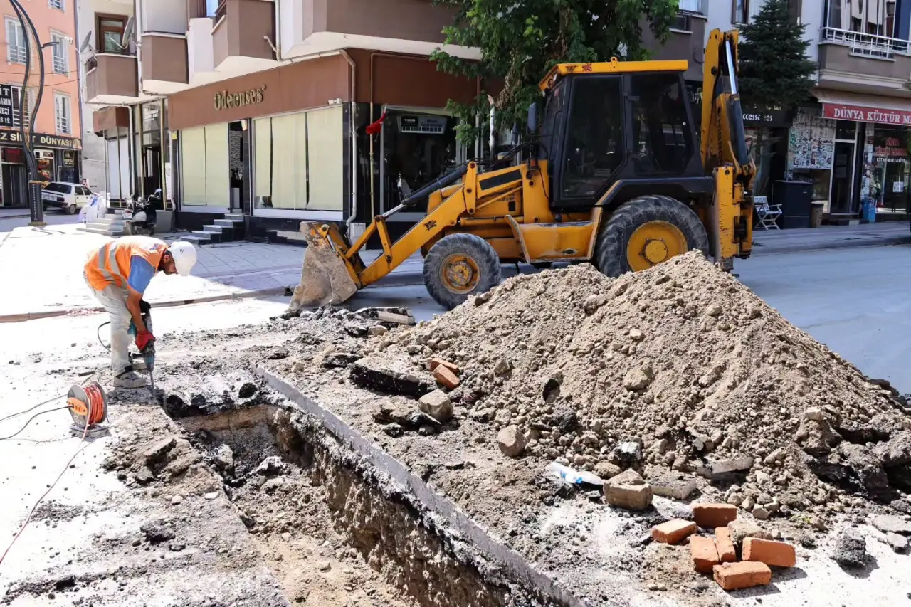 Başkan Kargı Altyapı Çalışmalarını Esnafa Anlattı 8