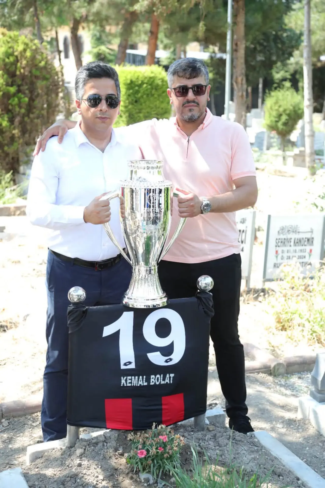 Çorum FK Şampiyonluk Kupasını Kemal Bolat'a Götürdü 1