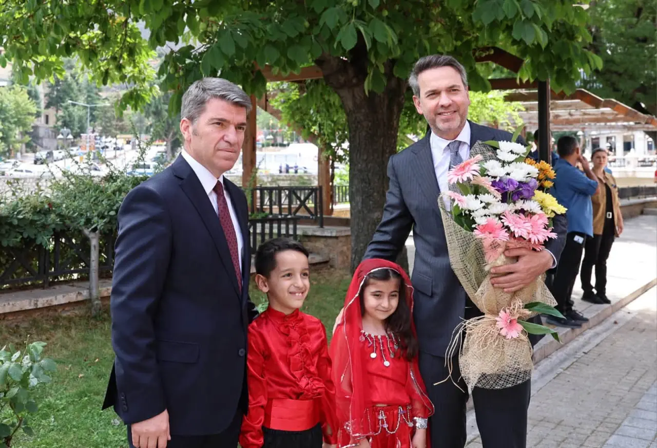 Enerji ve Tabii Kaynaklar Bakanı Amasya’da 3