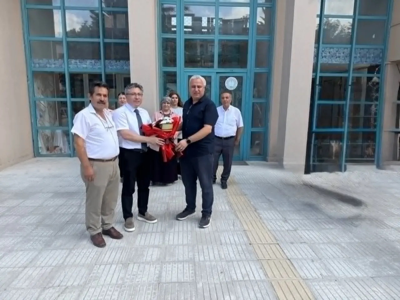 Halk Eğitim Merkezi'nde Duygusal Veda! Zeynel Sözen Yeni Görevine Uğurlandı 1