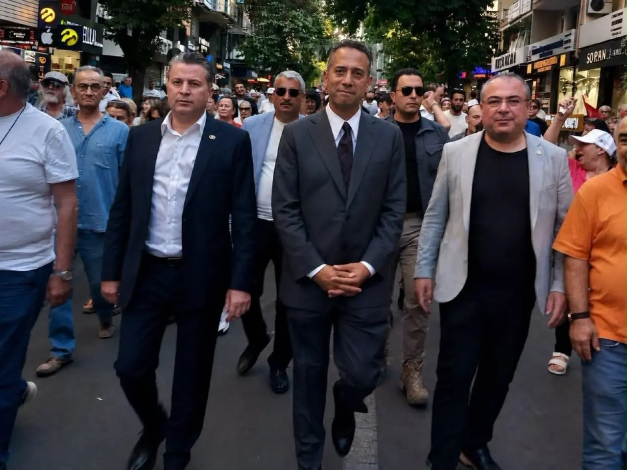 Karagöz: Halkın İradesi Yok Sayılamaz 4