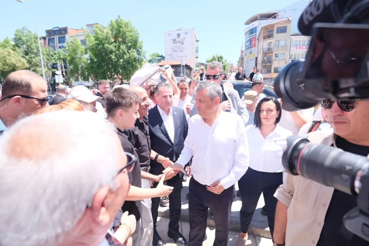 Karagöz: "Siyaseti Halkın İçinde Yapmaya Devam Edeceğiz" 4