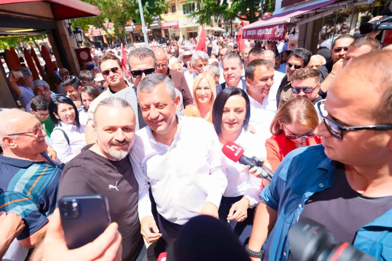 Karagöz: "Siyaseti Halkın İçinde Yapmaya Devam Edeceğiz" 6