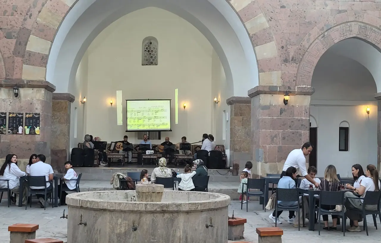 Merzifon'da Dini Musiki Geleneği Yaşatılıyor! 1