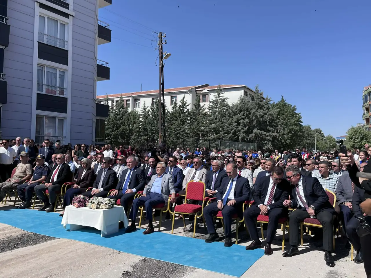Merzifon'da Gençlik Merkezi Coşkusu! Bakan Bak'tan Görkemli Açılış 2