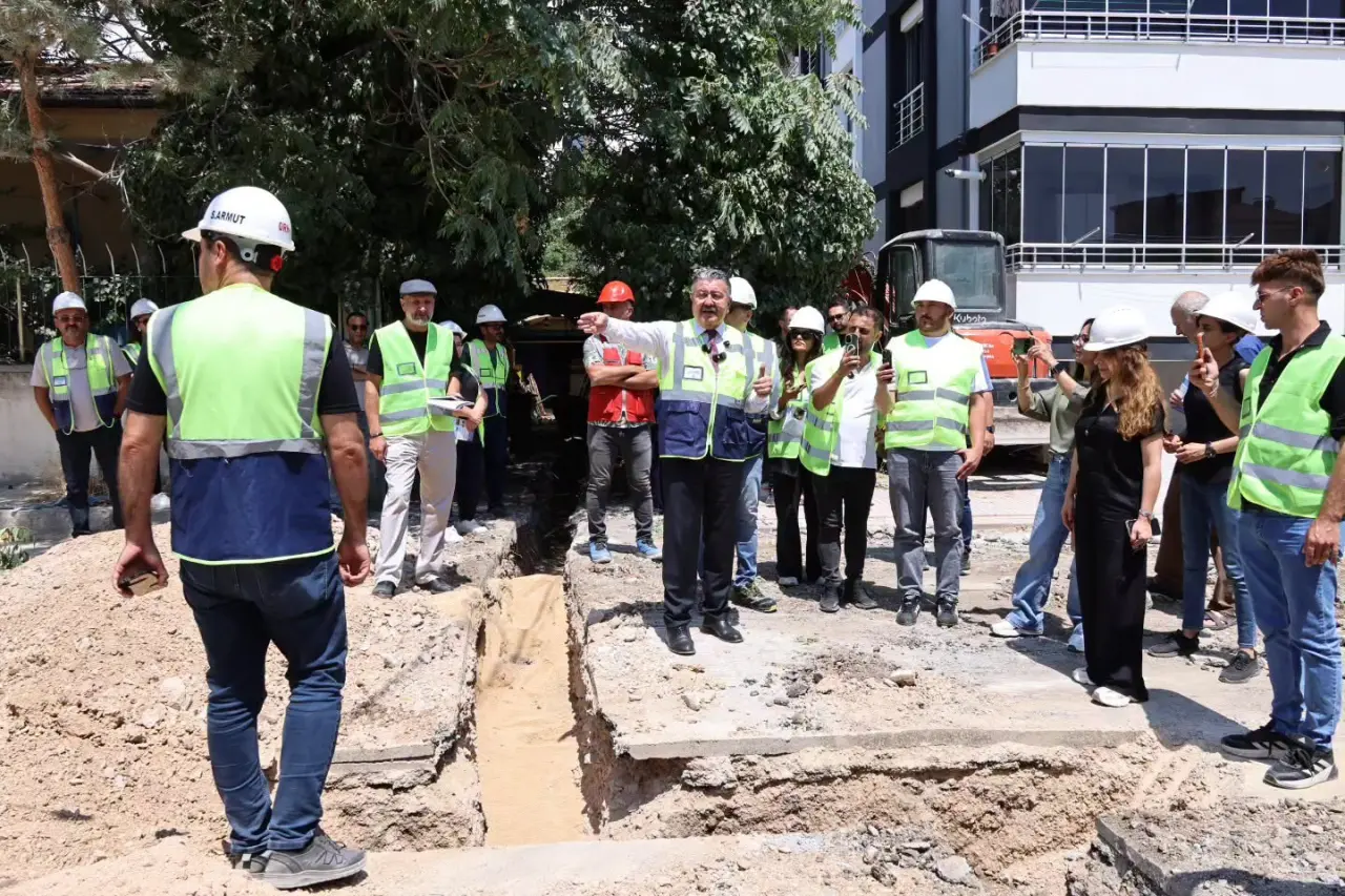 Merzifon'da Tarihi Altyapı Hamlesi! Başkan Kargı: "Yine Olsa Yine Yaparım" 13