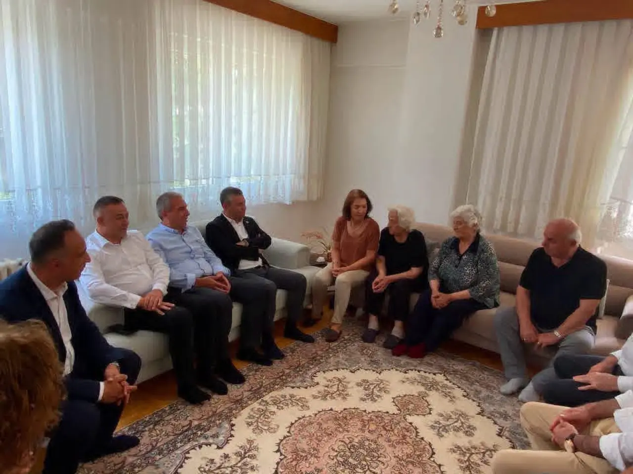 ÖZGÜR ÖZEL, TAZİYE İÇİN ÇORUM’A GELDİ 2