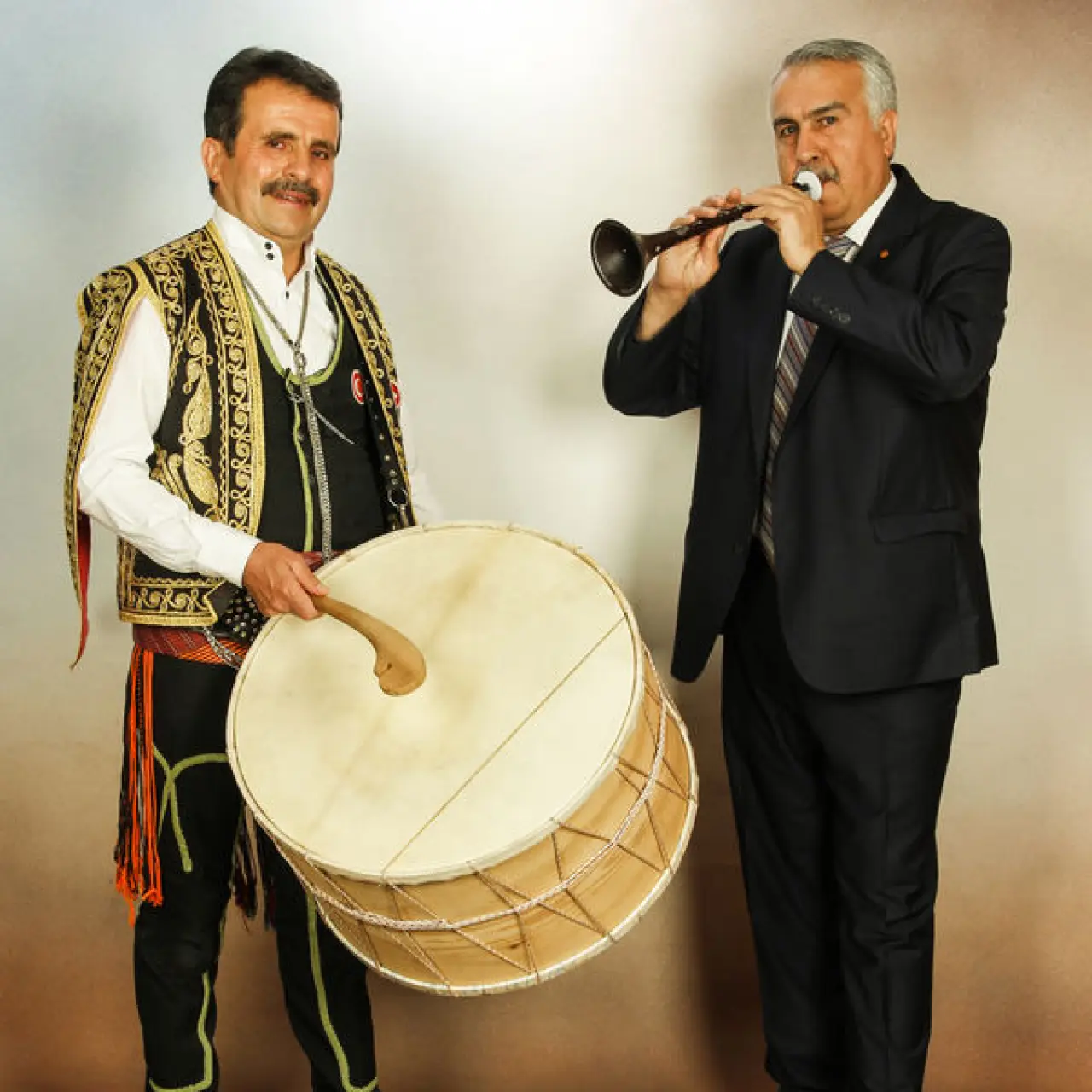 Rüyada Davul Zurna Görmek Ne Anlama Gelir? Hayatınızda Büyük Değişim Kapıda! 2