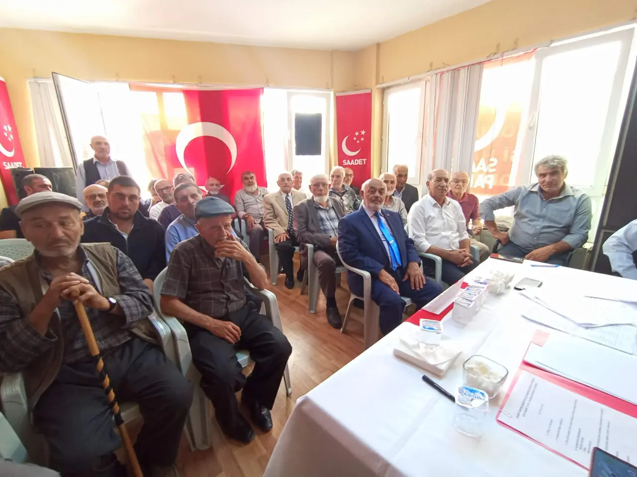 Saadet Partisi Merzifon'da Güven Tazeledi! Salih Sarıkaya 3. Kez İlçe Başkanı Seçildi 1