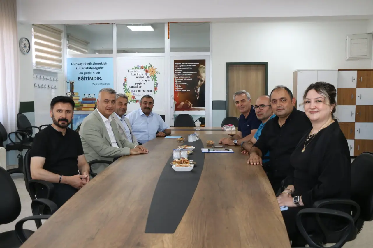 Suluova’da Yeni Eğitim Yılı Hazırlıkları Yakın Takipte 5