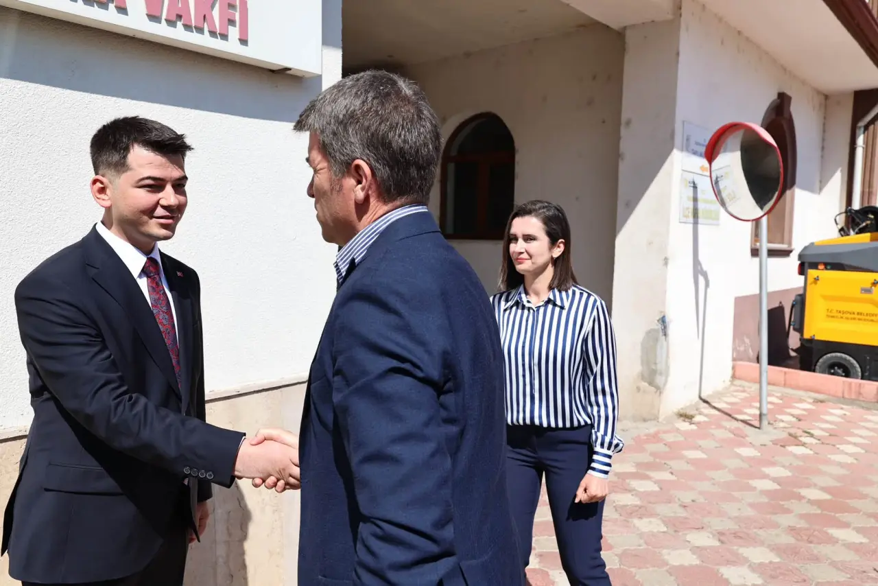 Taşova'da Hizmet Masaya Yatırıldı 1