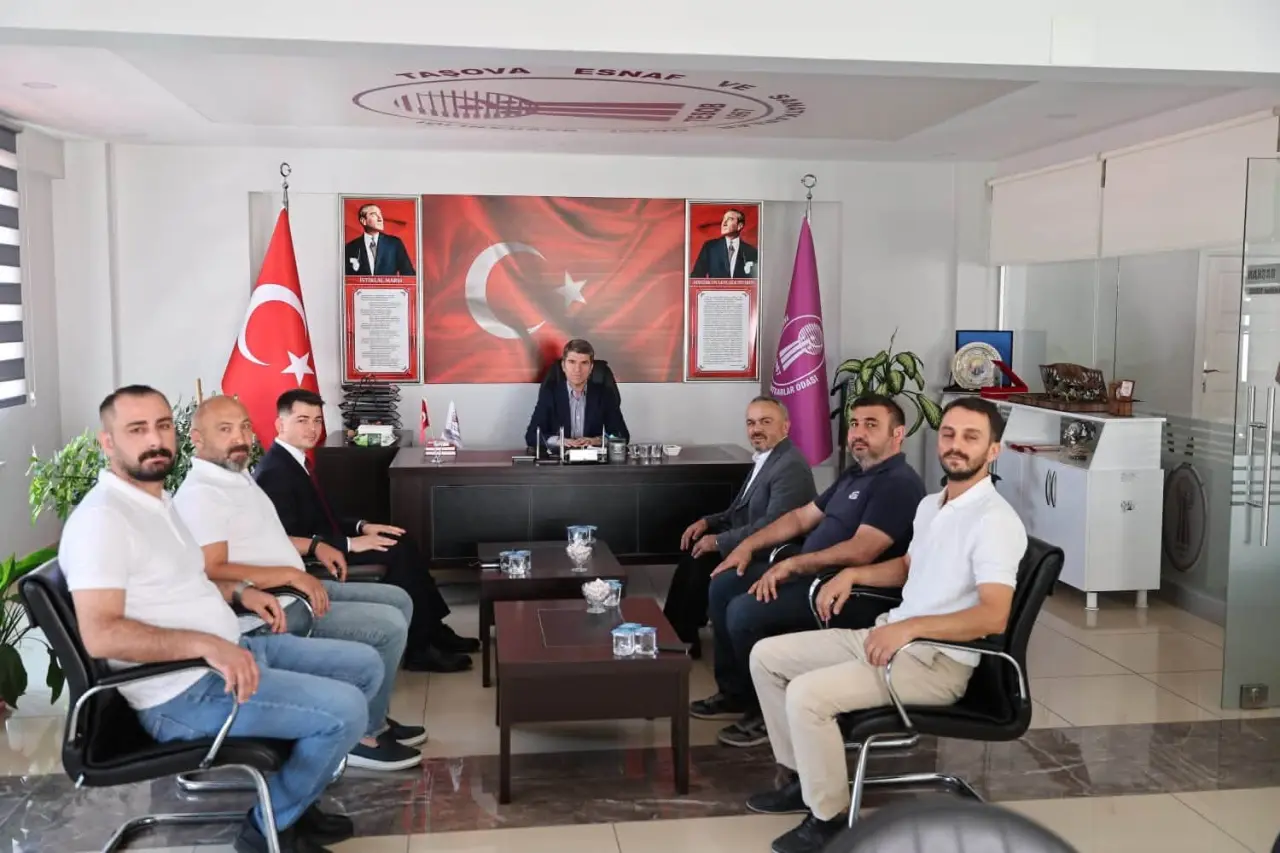 Taşova'da Hizmet Masaya Yatırıldı 3