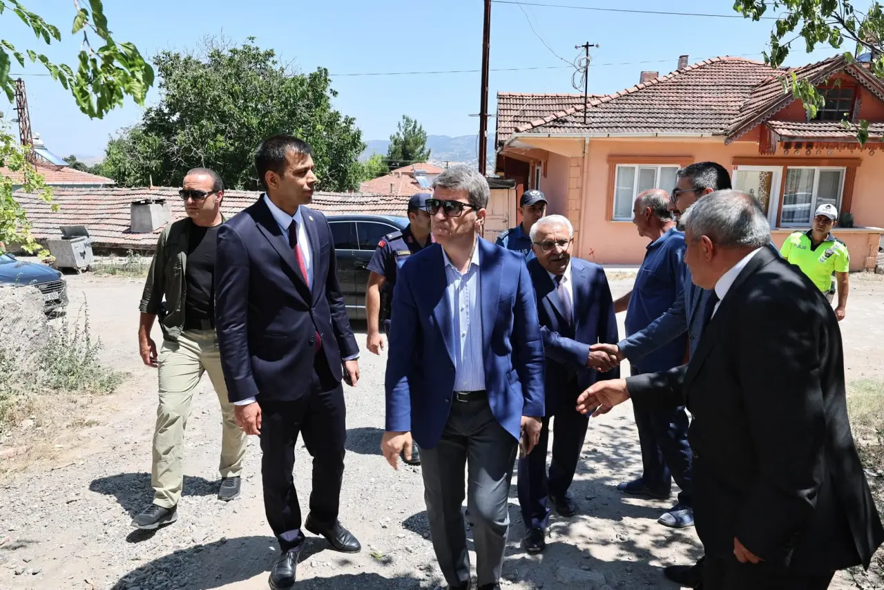 Vali Bakan Göynücek’te Vatandaşları Dinledi 6
