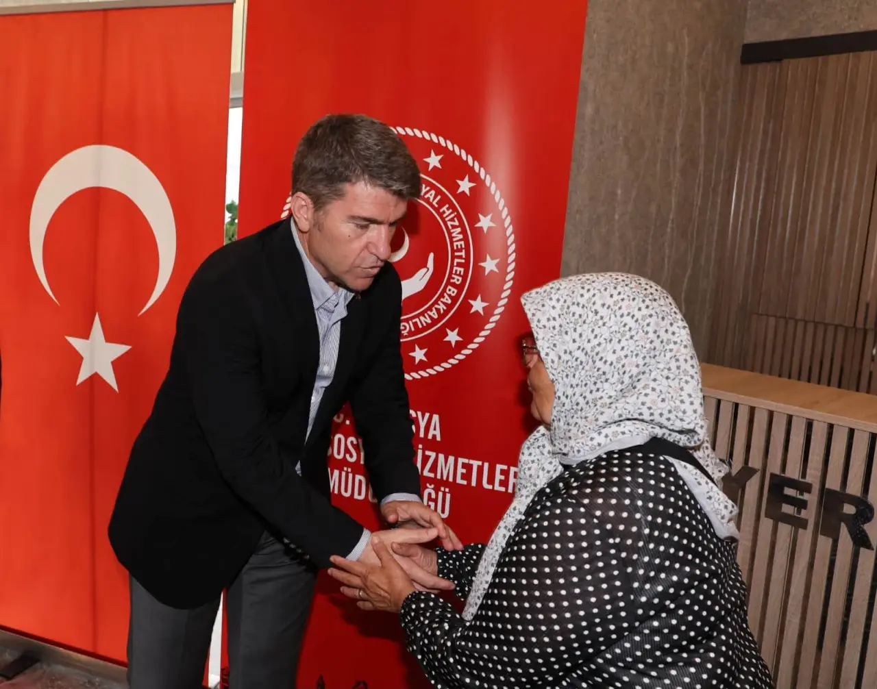Vali Bakan Şehit Aileleri ve Gazilerle Buluştu 2
