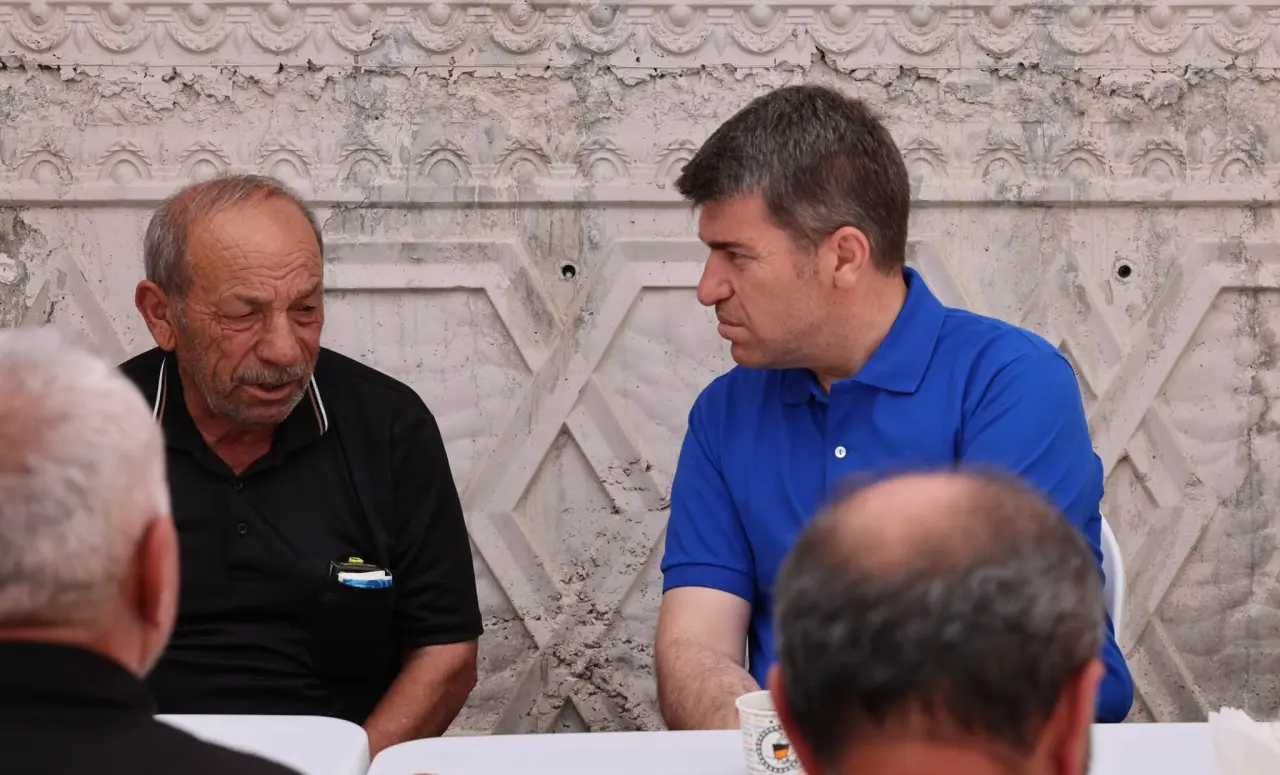 Vali Bakan'dan Acılı Ailelere Taziye Ziyareti 1