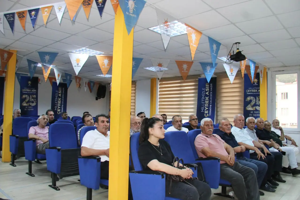 AK Parti Amasya İl Yönetim Kurulu Toplandı 1