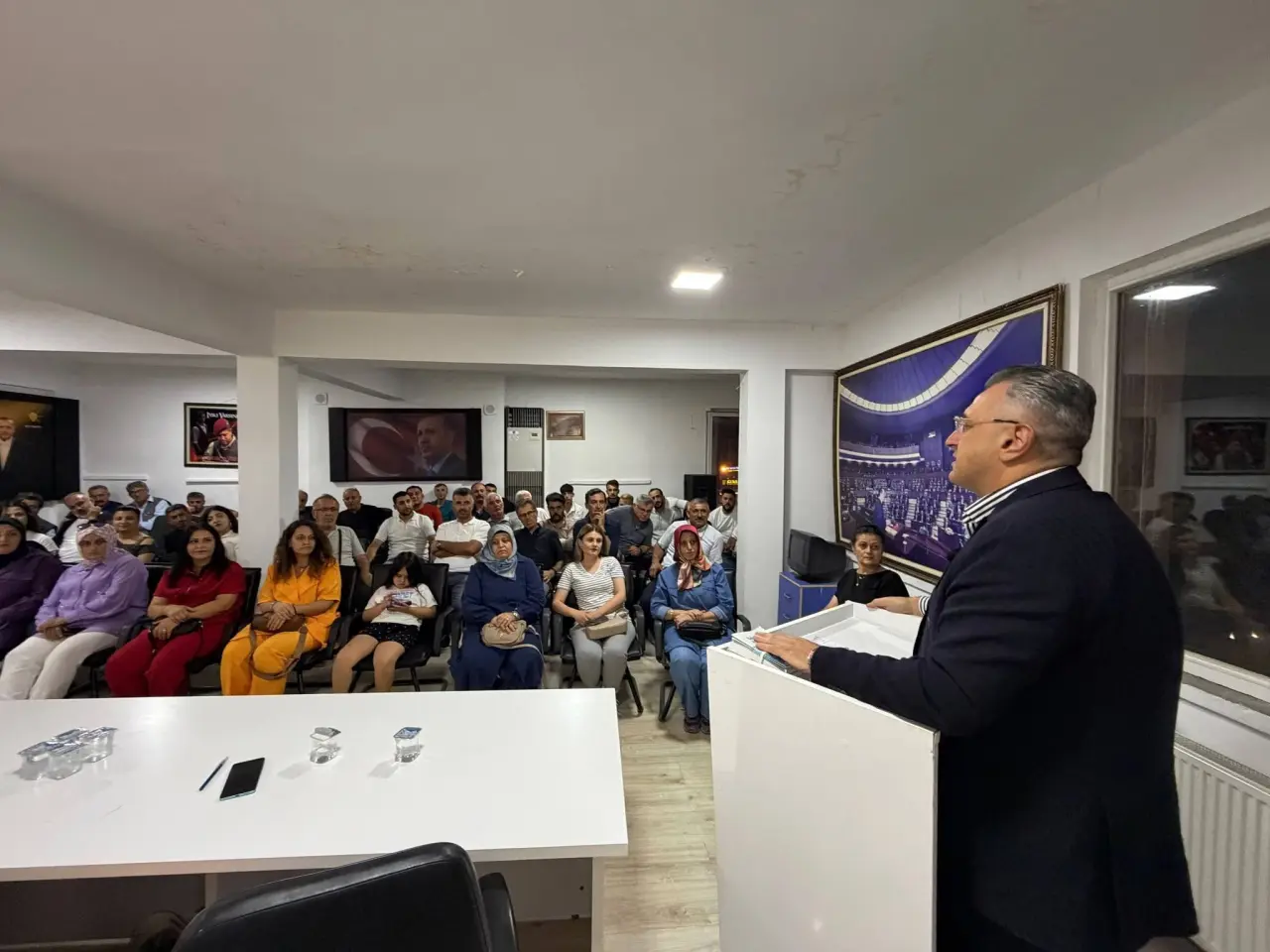 AK Parti Merzifon’da Bir Araya Geldi: “Gece Gündüz Çalışmaya Devam Edeceğiz” 4