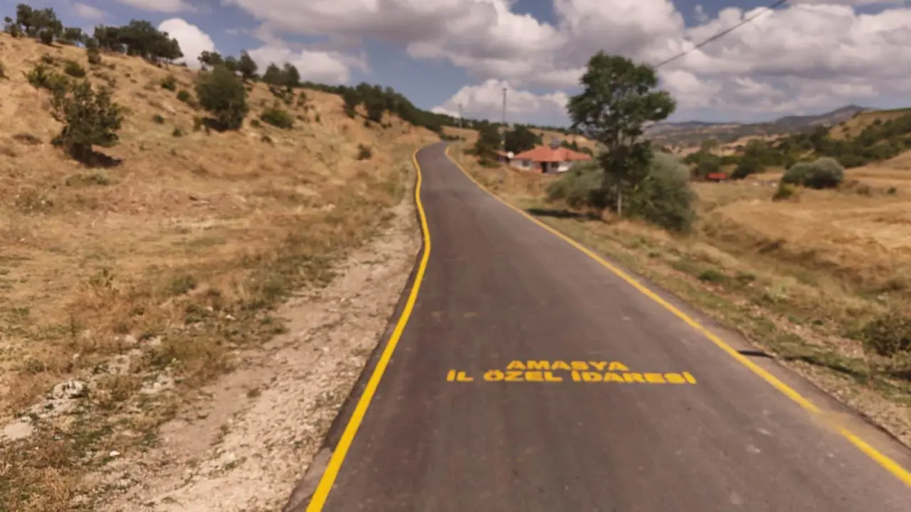 Amasya Kırsalında Asfalt Hamlesi Sürüyor! 4