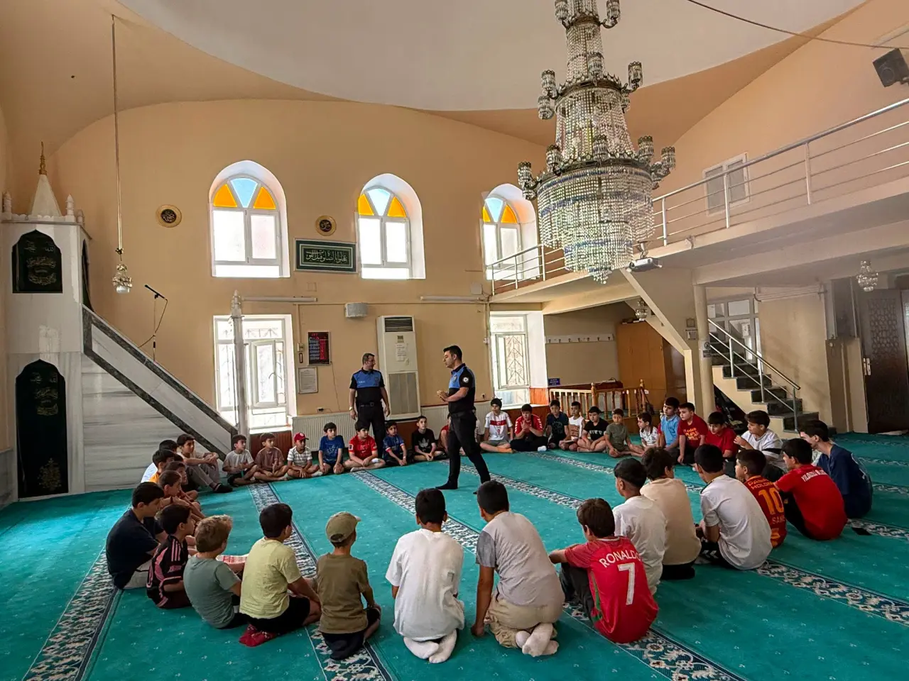 Amasya’da Akran Zorbalığına Karşı Polis Sahada! 1