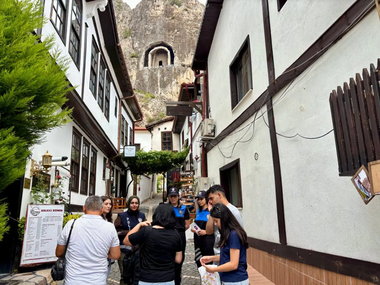 Amasya’da Kadınlara KADES Kalkanı! 2