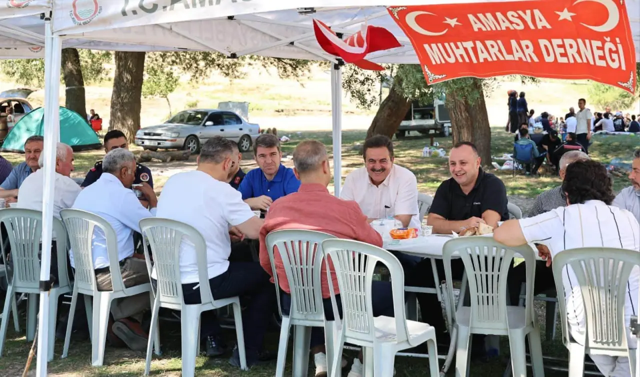 Amasya’da Muhtarlar Akdağ’da Buluştu 4