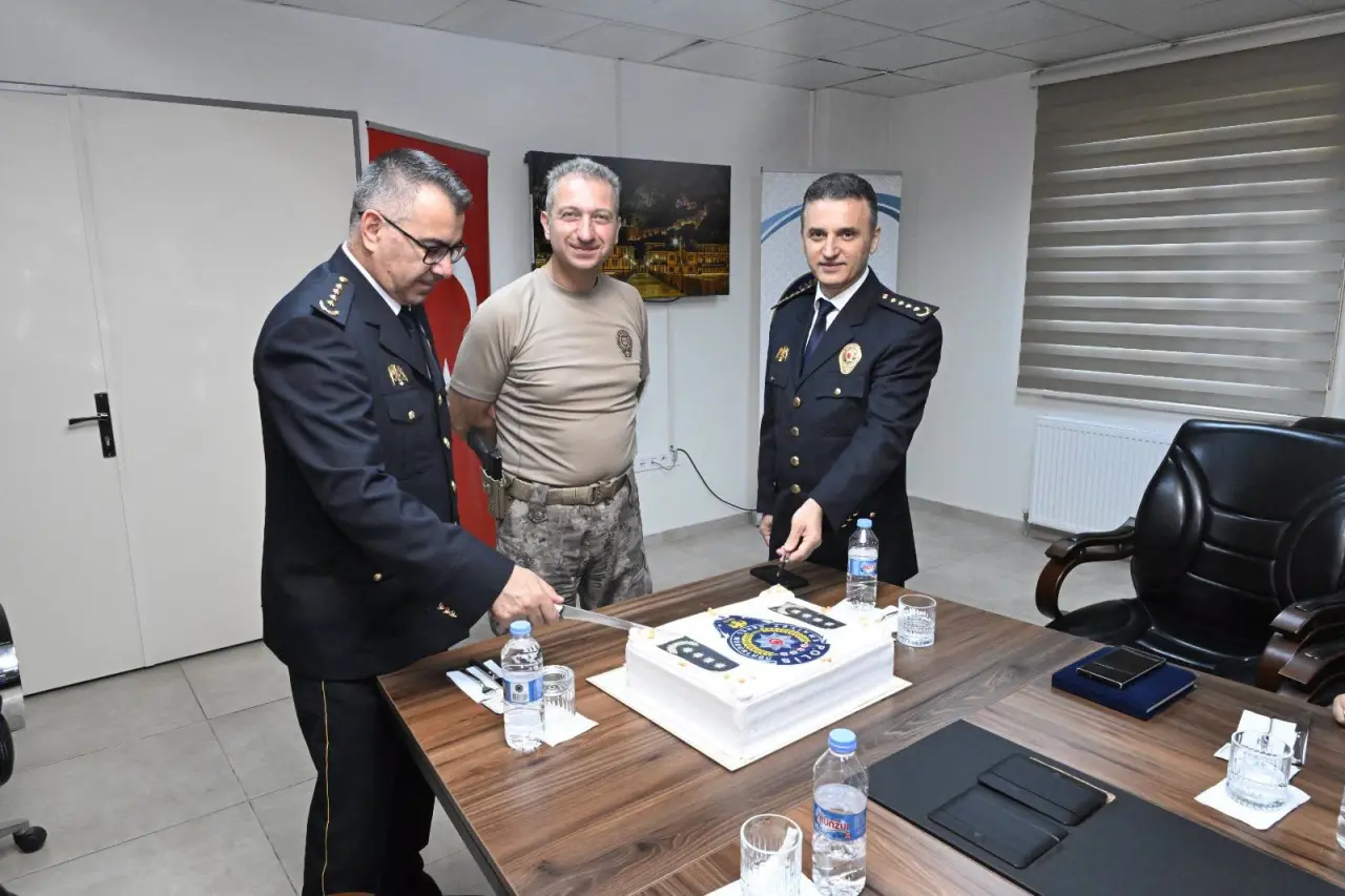 Amasya’da Rütbe Töreni: İki Müdür Terfi Etti 3