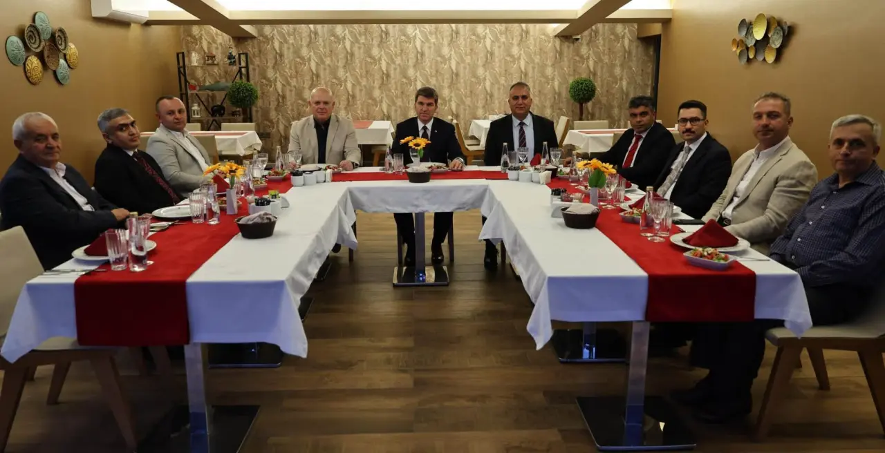 Amasya’da Tuğgeneral Halil Uğur Serin’e Veda Yemeği 2