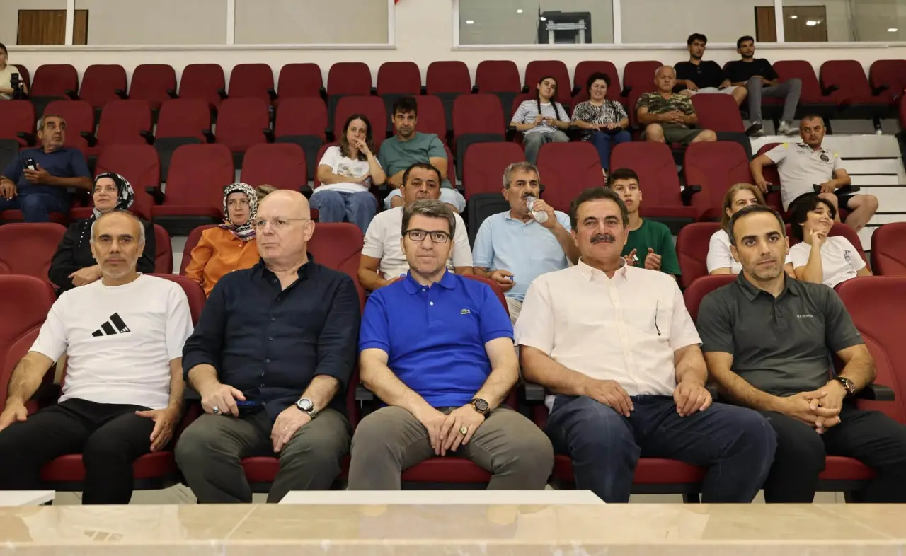 Amasya’da Voleybol Şöleni Finalle Taçlandı 2