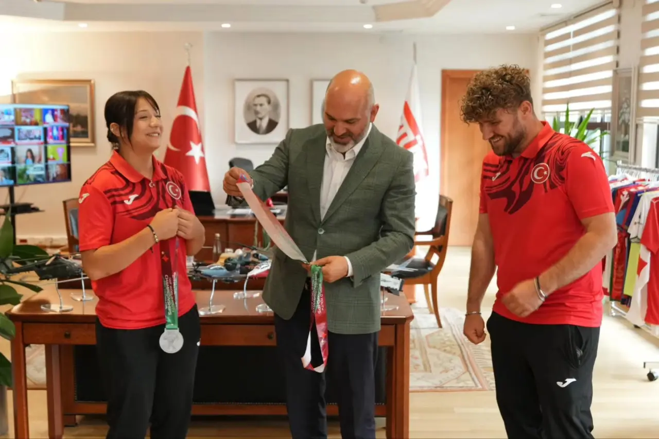 Amasya’nın Gururu Zehranur’a Çifte Sponsor! 1