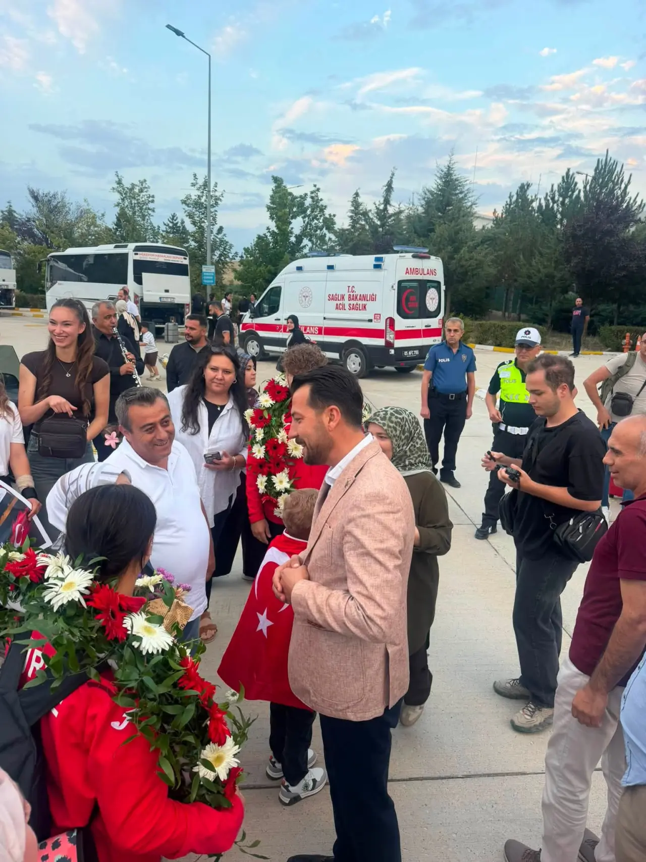 Avrupa Şampiyonu Zehra Nur’a Coşkulu Karşılama 2