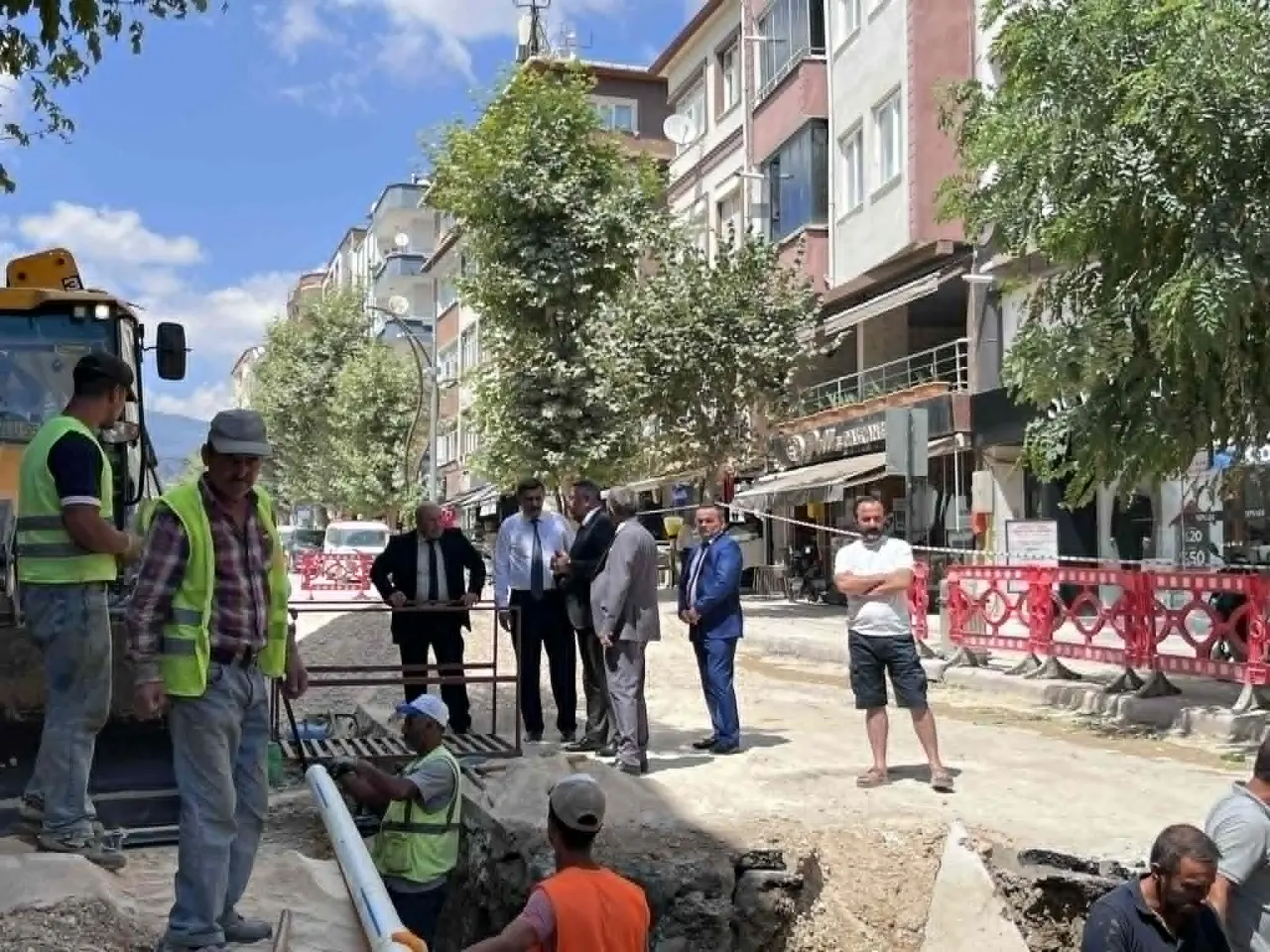 Başkan Alp Kargı, MHP Heyetine Dev Projeyi Yerinde Anlattı 3