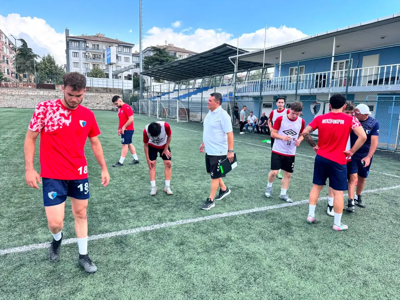 Başkanvekili Atak’tan Merzifonspor’a Destek! Antrenmanı Yakından Takip Etti 3