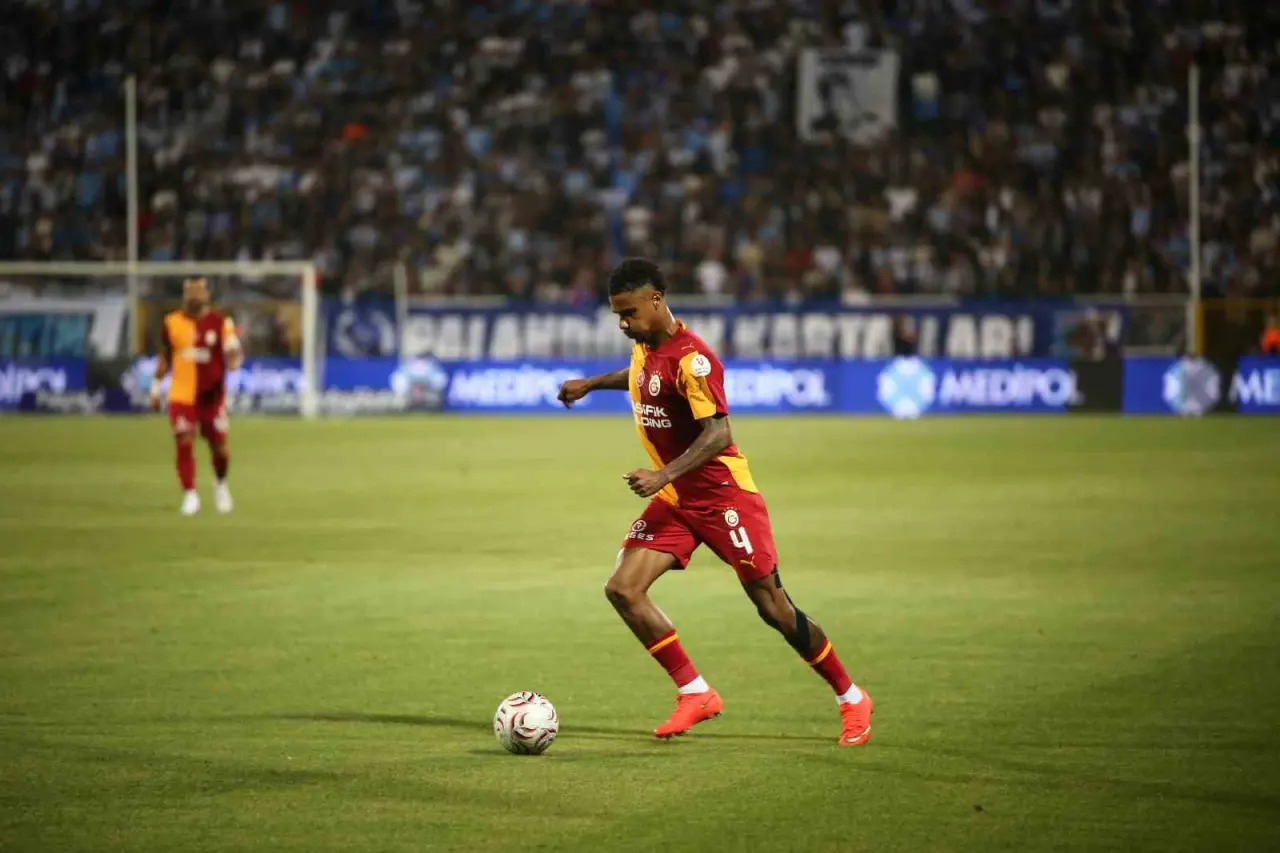 Galatasaray Deplasmanda Erzurumspor'u Farklı Mağlup Etti! 3