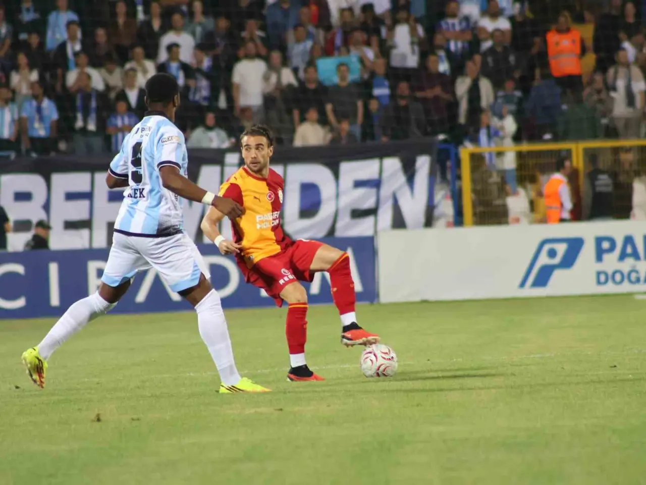 Galatasaray Deplasmanda Erzurumspor'u Farklı Mağlup Etti! 2