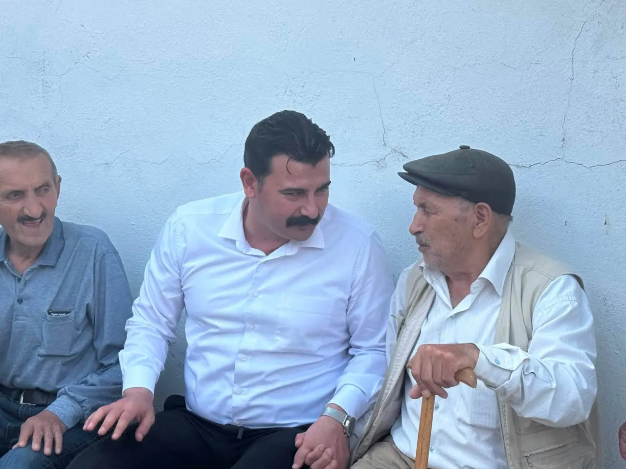 Hamamözü Kaymakamı Ertuğrul Arslan'dan Köylere Yakın Takip! 1