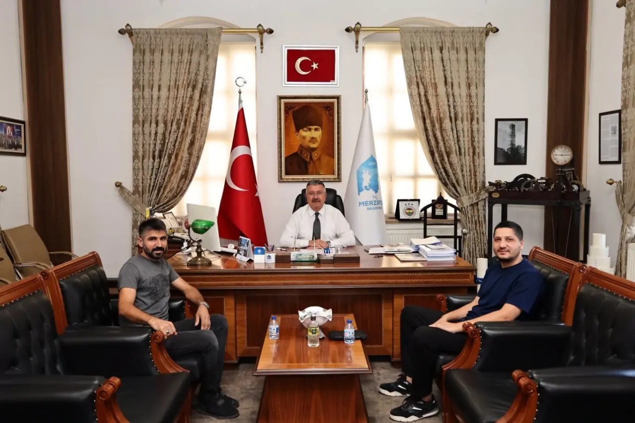 Merzifon Belediyesi’nde Ziyaretçi Yoğunluğu! 2