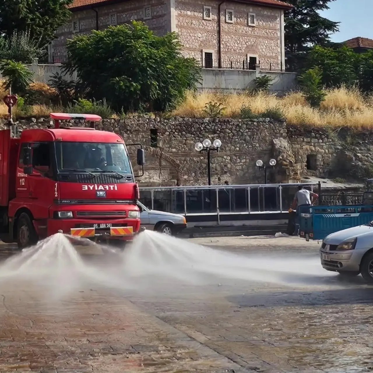 Merzifon Pazartesi Pazarı Baştan Sona Temizlendi 13