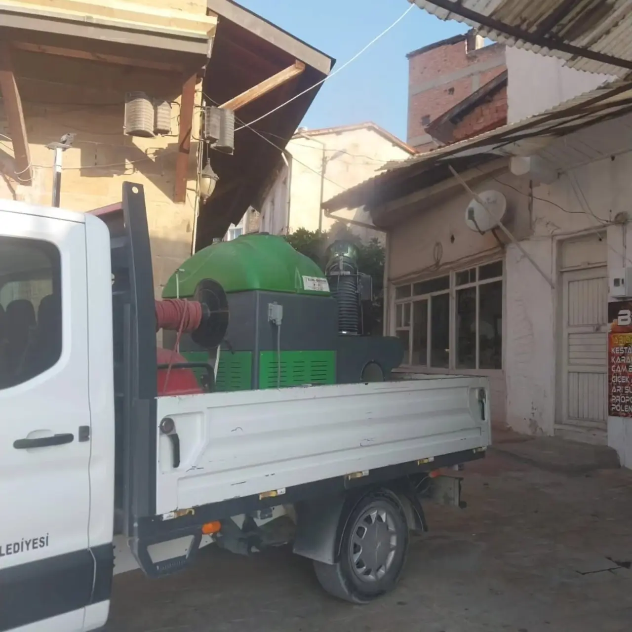 Merzifon Pazartesi Pazarı Baştan Sona Temizlendi 7