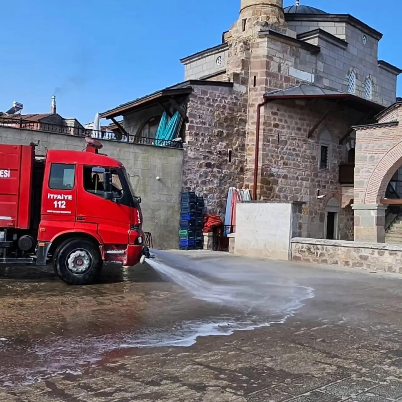 Merzifon Pazartesi Pazarı Baştan Sona Temizlendi 8