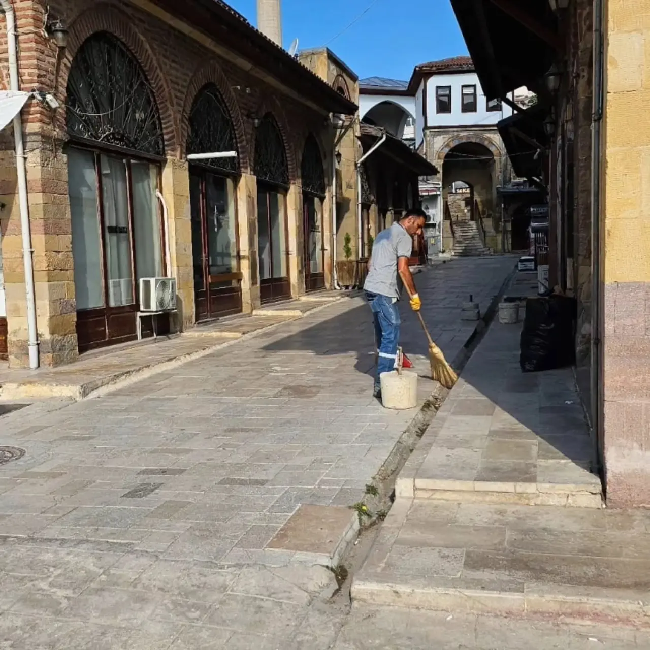 Merzifon Pazartesi Pazarı Baştan Sona Temizlendi 6