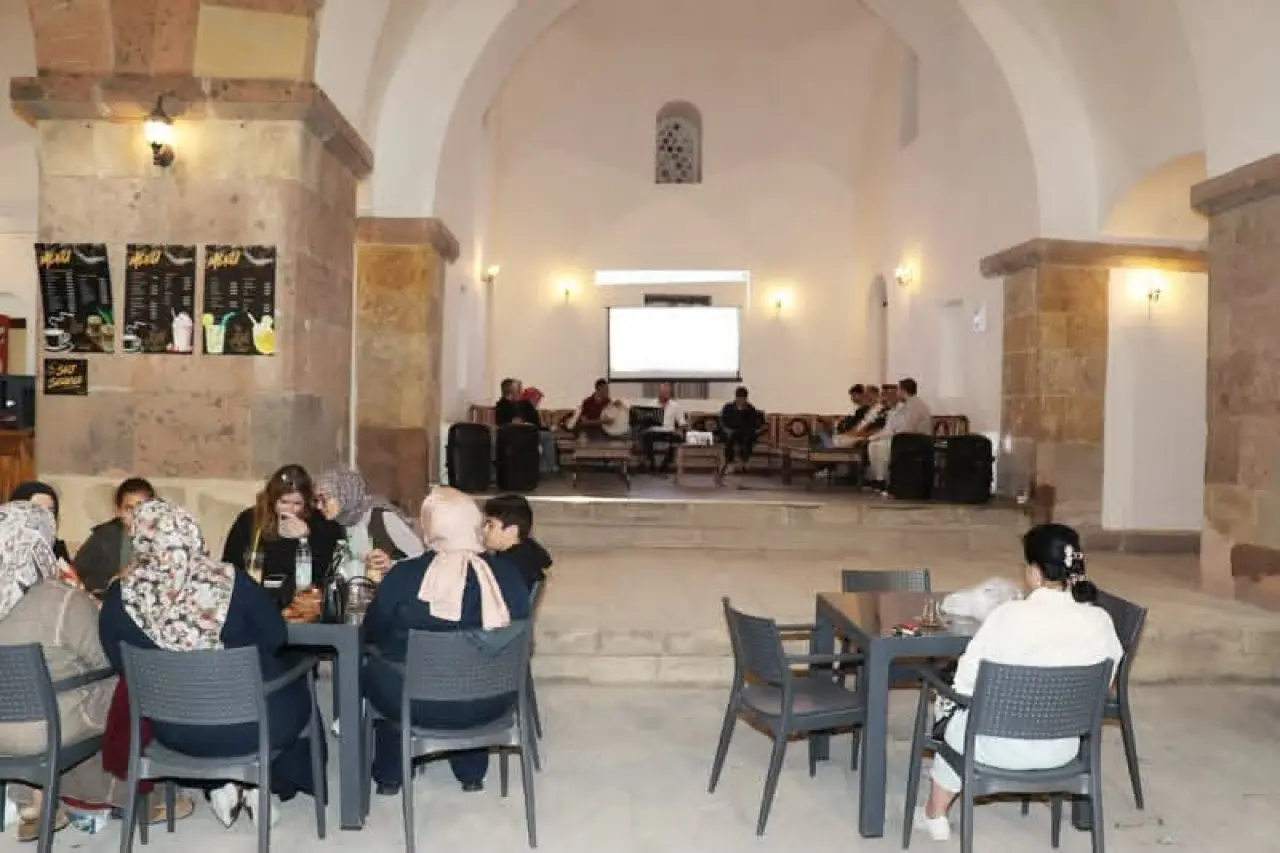 Merzifon’da Dini Musiki Geleneği Tarihi Medresede Yaşatılıyor 2