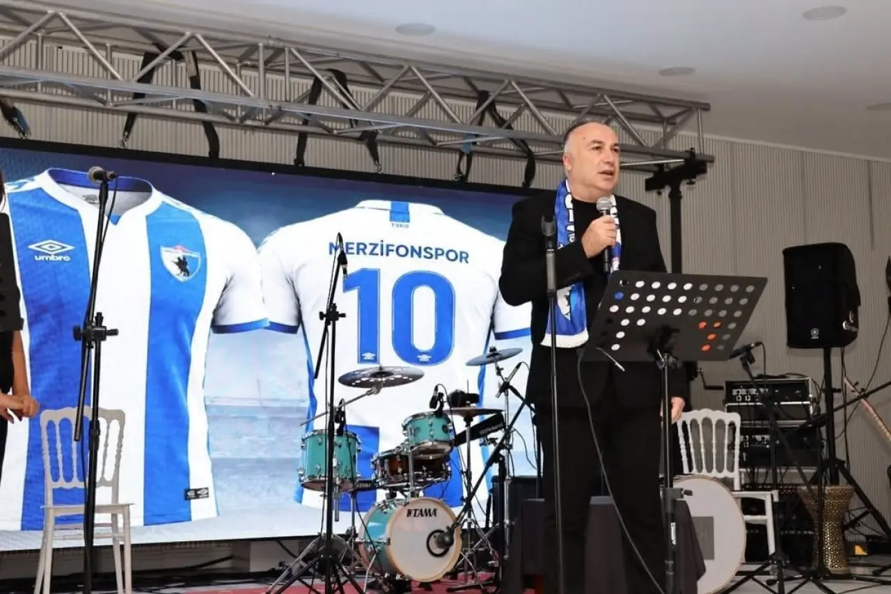 Merzifonspor İçin Tek Yürek Oldular: Talihliler Hediyelerini Kulübe Bağışladı 5