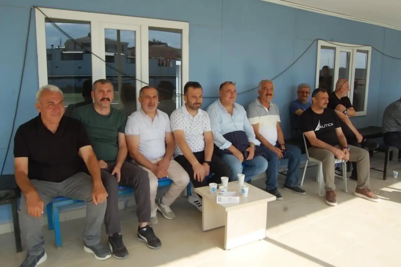 Merzifonspor Seçmelerine Yoğun İlgi! 80 Futbolcu Forma İçin Ter Döktü 5
