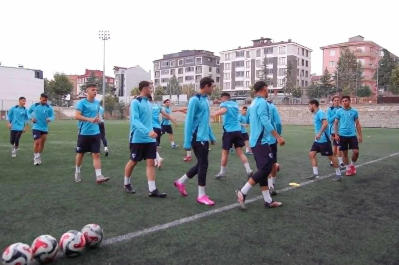 Merzifonspor’da Durmak Yok: Kadro 20 Futbolcuya Düştü! 2