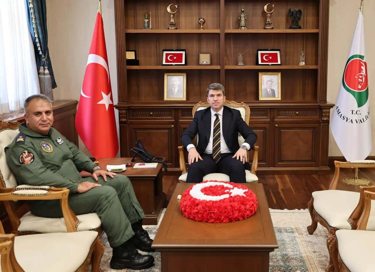 Merzifon’un Paşası Amasya Valisi Önder Bakan'a Veda Ziyareti Gerçekleştirdi 2