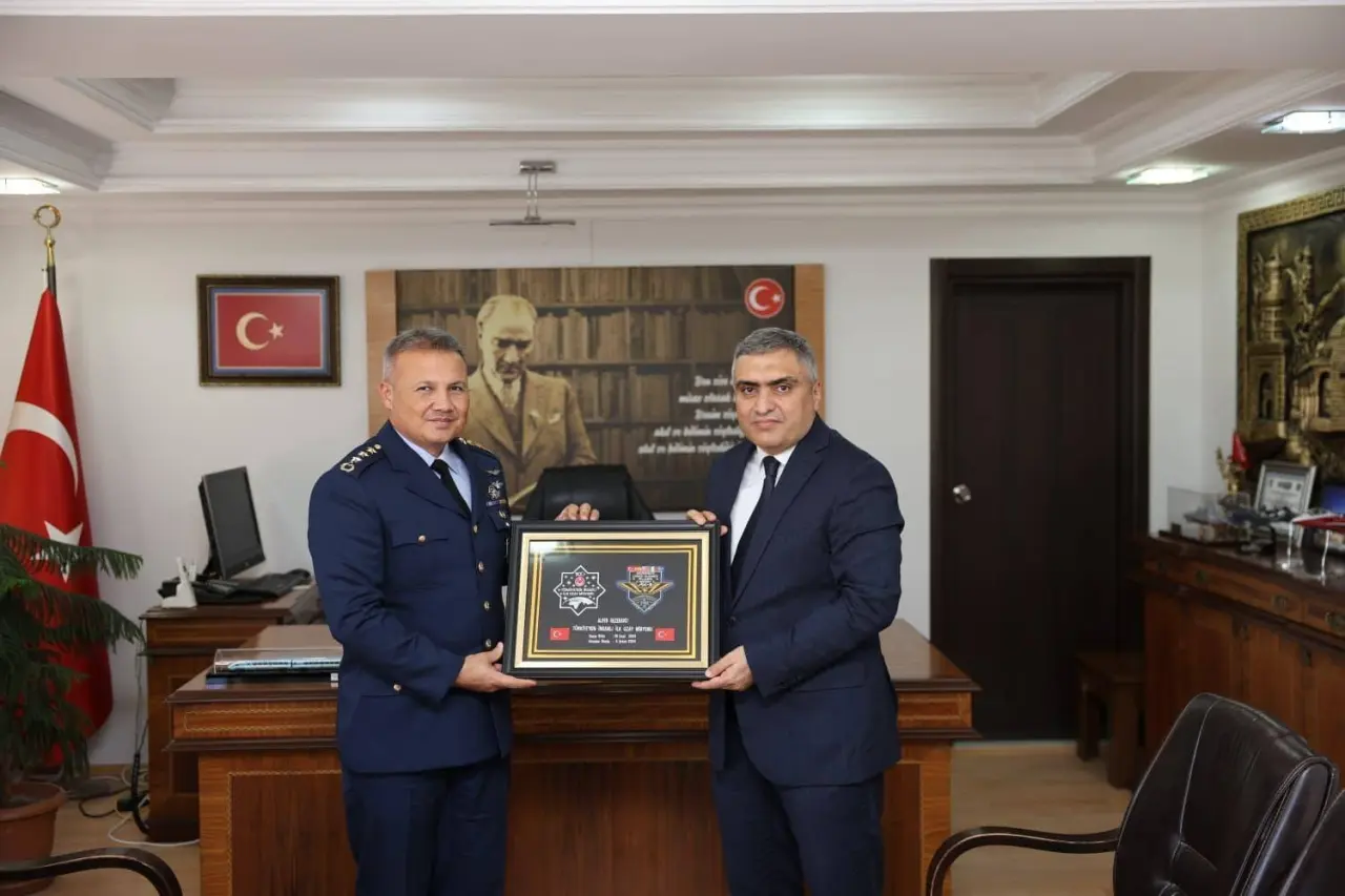 Merzifon’un Yeni Üs Komutanı Gezeravcı Makamda 3
