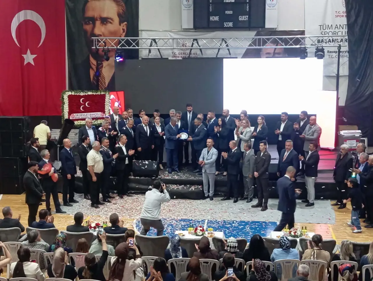 MHP Amasya’da Sandıktan Sakızcı Çıktı 1