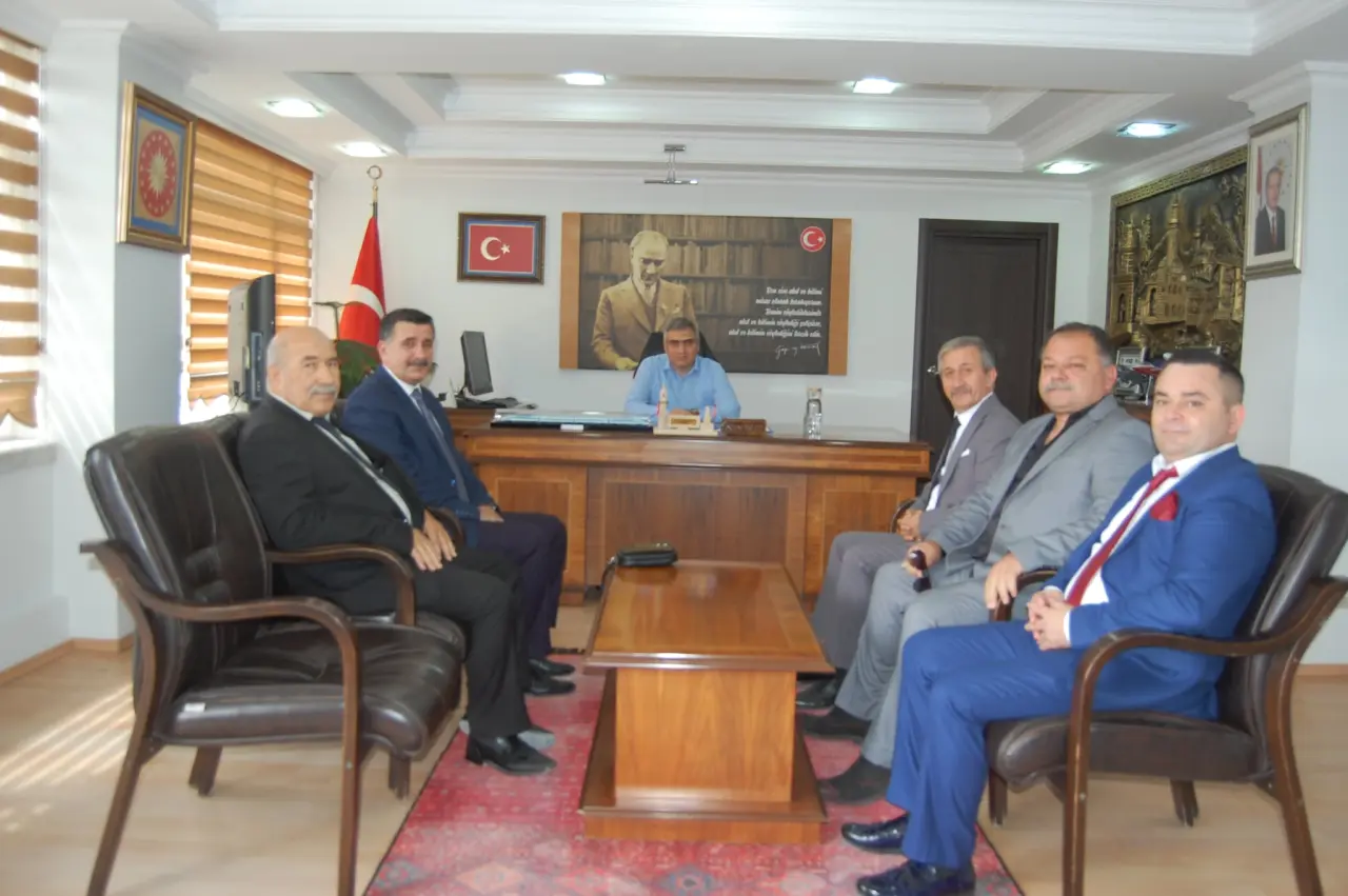 MHP Merzifon Yönetiminden Kaymakam Ahmet Karaaslan'a Ziyaret 1
