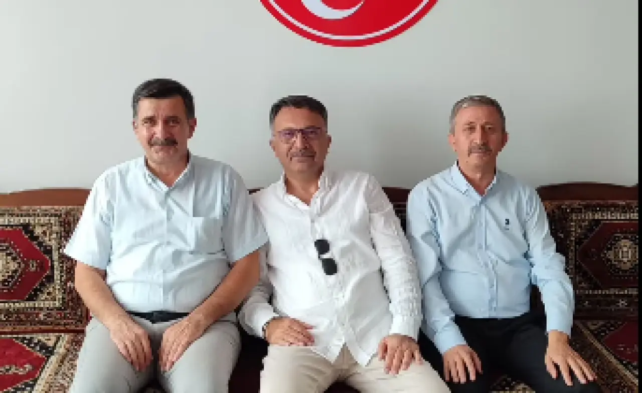 MHP Merzifon'da Yeni Binanın İlk Misafiri Aykut Erhan Oldu! 2