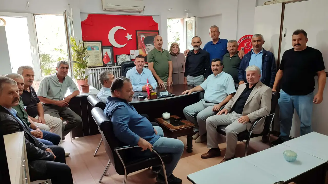MHP Merzifon’dan Muhtarlara Ziyaret: Talep ve Öneriler Dinlendi 2